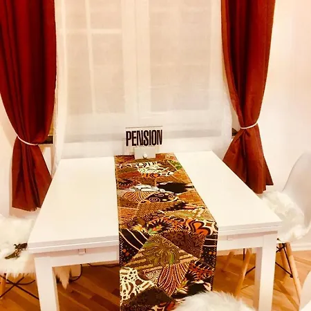 Rumi's Aparthotel *